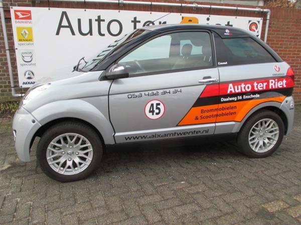 Grote foto onderhoud aan brommobiel 45 km auto diensten en vakmensen verhuur auto en motor