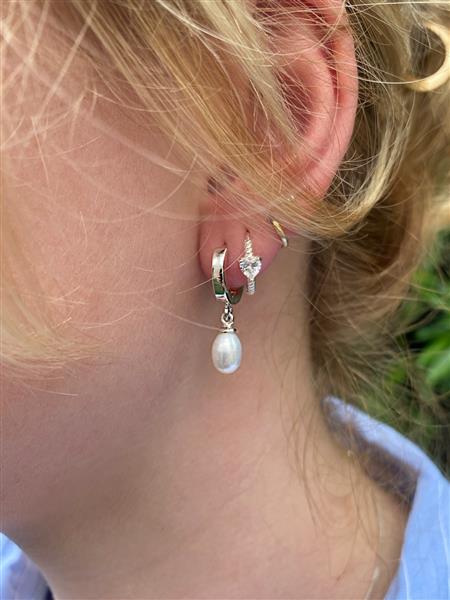 Grote foto zilveren huggie hoops parel sieraden tassen en uiterlijk oorbellen