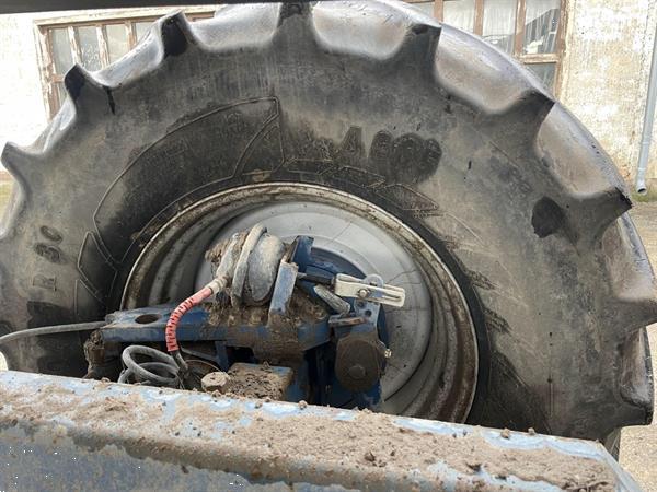 Grote foto asa lift t 260b getrokken wortelrooimachine met 6 ton bunker agrarisch oogstmachines