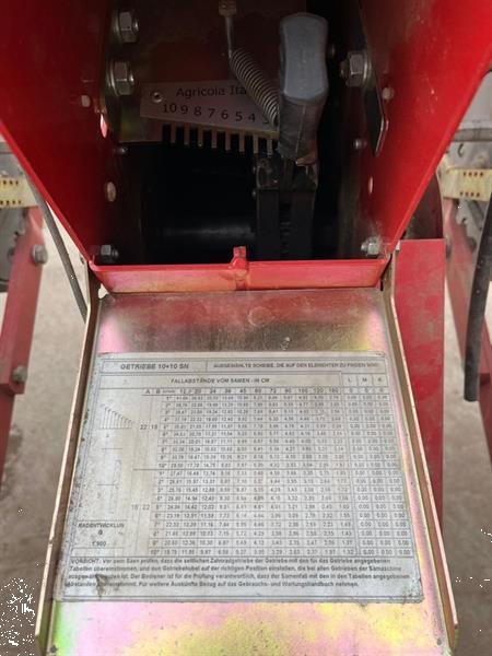 Grote foto agricola italiana snd 2 280 pneumatische zaaimachine agrarisch zaaimachines