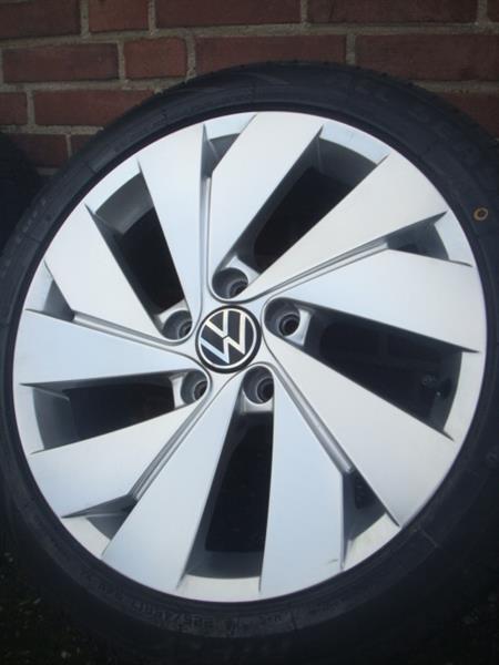 Grote foto 17 inch originele belmont volkswagen 5x112 auto onderdelen banden en velgen