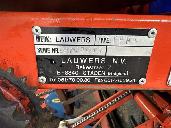 Grote foto lauwers hsp plantmachine agrarisch zaaimachines
