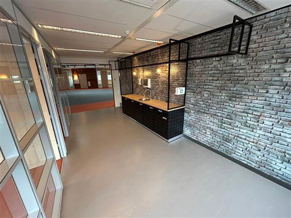 Grote foto te huur kantoorruimte markweg 8 velp huizen en kamers bedrijfspanden