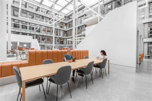 Grote foto te huur werkplekken mr treublaan 7 amsterdam huizen en kamers bedrijfspanden