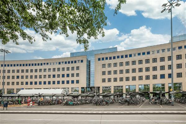 Grote foto te huur werkplekken stationsplein 13a amersfoort huizen en kamers bedrijfspanden