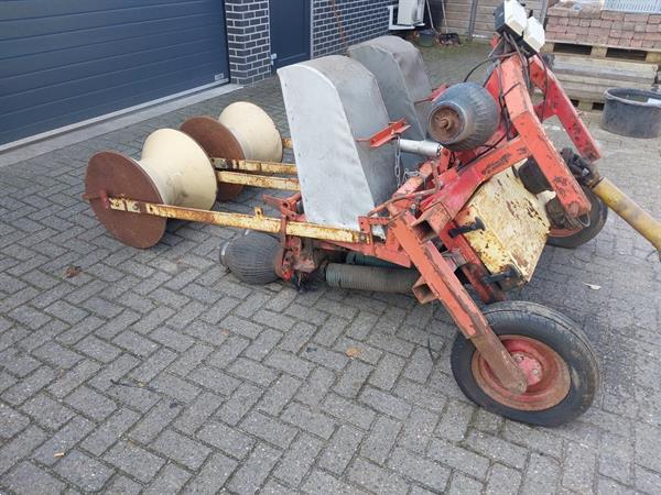 Grote foto kloppenburg aardappel looftrekker 2 rijen agrarisch oogstmachines