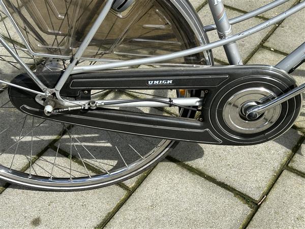 Grote foto damesfiets fietsen en brommers damesfietsen