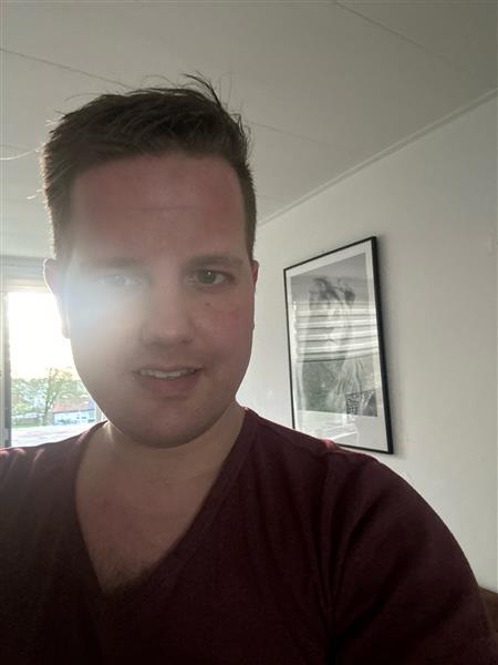 Grote foto sexpartner contact gezocht. erotiek man zoekt vrouwelijke sekspartner