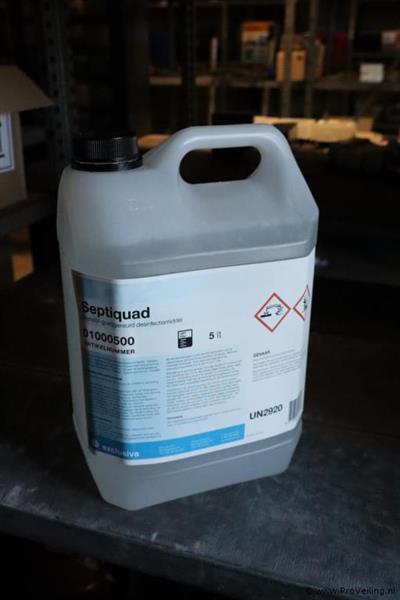 Grote foto online veiling septiquad desinfectiemiddel 5 liter auto onderdelen accessoire delen