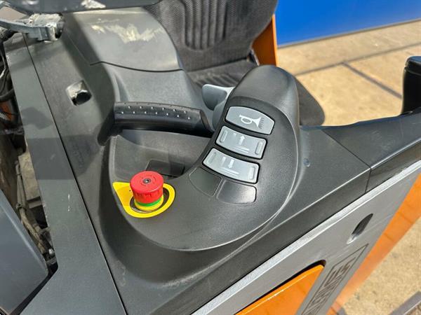 Grote foto vs 21685 elektrische triplex zit stapelaar still 5.166mm doe het zelf en verbouw hefwerktuigen