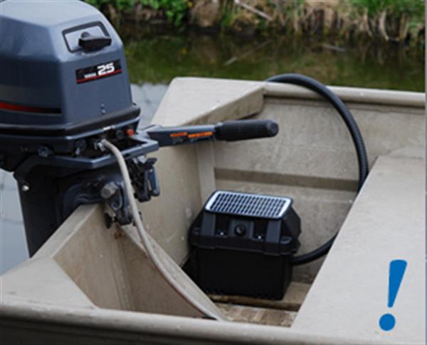 Grote foto hoosmaat automatische bilgepomp op zonne energie watersport en boten accessoires en onderhoud