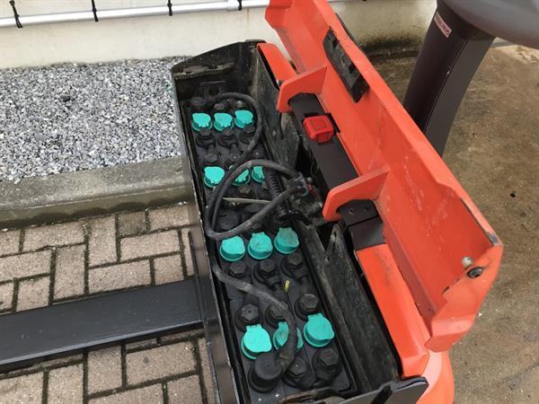 Grote foto vs 21654 elektrische compacte palletwagen bt lwe140 bj2016 doe het zelf en verbouw hefwerktuigen