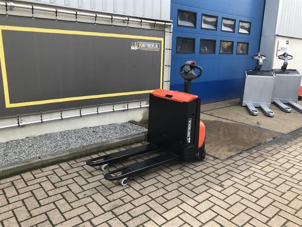 Grote foto vs 21654 elektrische compacte palletwagen bt lwe140 bj2016 doe het zelf en verbouw hefwerktuigen