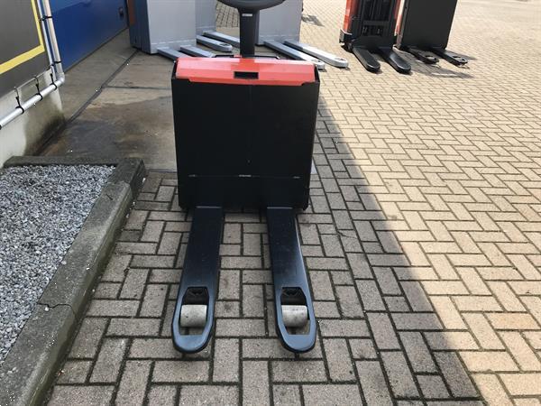 Grote foto vs 21654 elektrische compacte palletwagen bt lwe140 bj2016 doe het zelf en verbouw hefwerktuigen