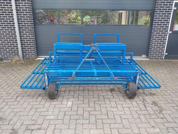 Grote foto plantmachine plantframe agrarisch zaaimachines