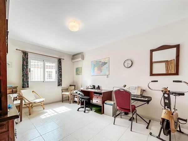 Grote foto uw eigen villa in pedreguer met garage en huizen en kamers bestaand europa