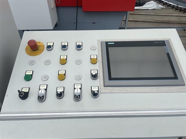 Grote foto aweta gsm 10 komkommersorteermachine met kistenafvoersysteem agrarisch tuinbouw
