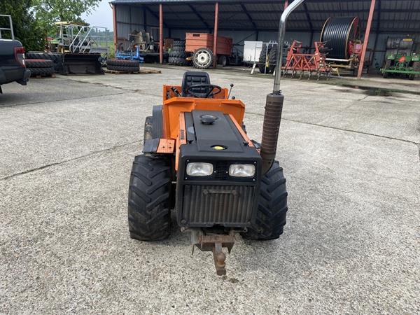 Grote foto holder c30 kniktractor hydrostaat agrarisch tractoren