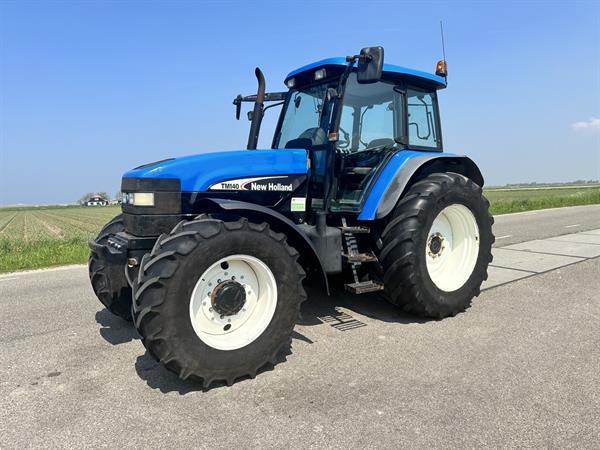 Grote foto new holland tm 140 agrarisch tractoren