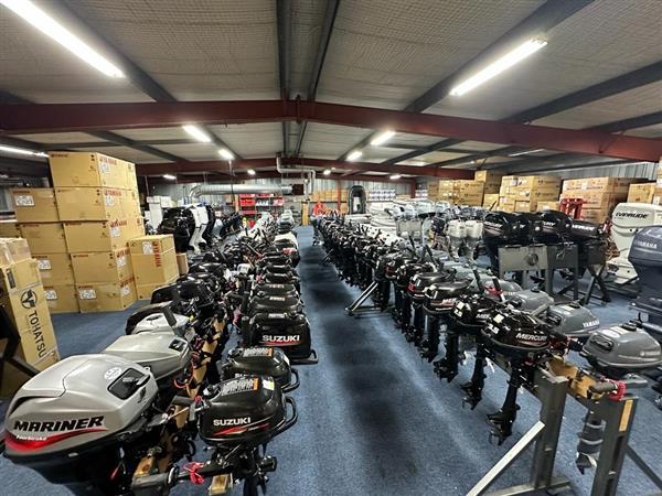 Grote foto evinrude 15pk buitenboordmotor kortstaart knuppel bediend watersport en boten motorboten en jachten