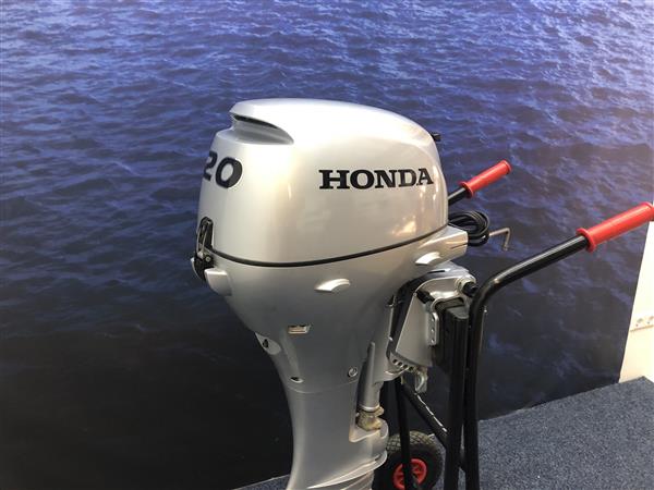 Grote foto honda 20 pk langstaart elektrische start watersport en boten motorboten en jachten