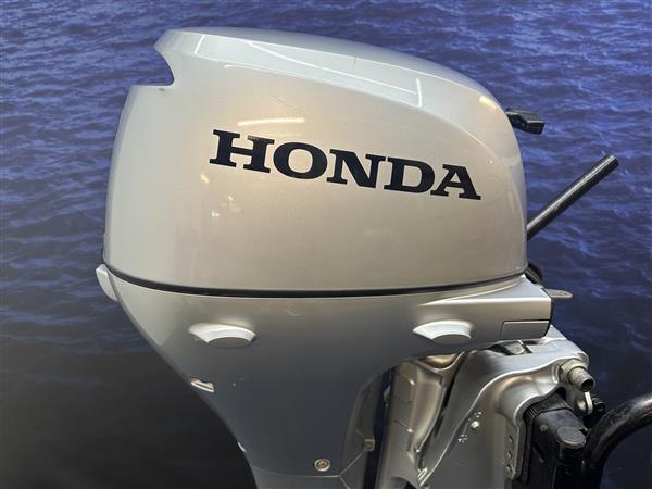 Grote foto honda 20 pk buitenboordmotor langstaart afstand bediend watersport en boten buiten en binnenboordmotoren