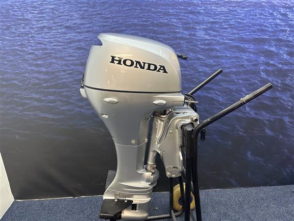 Grote foto honda 20 pk buitenboordmotor langstaart afstand bediend watersport en boten buiten en binnenboordmotoren