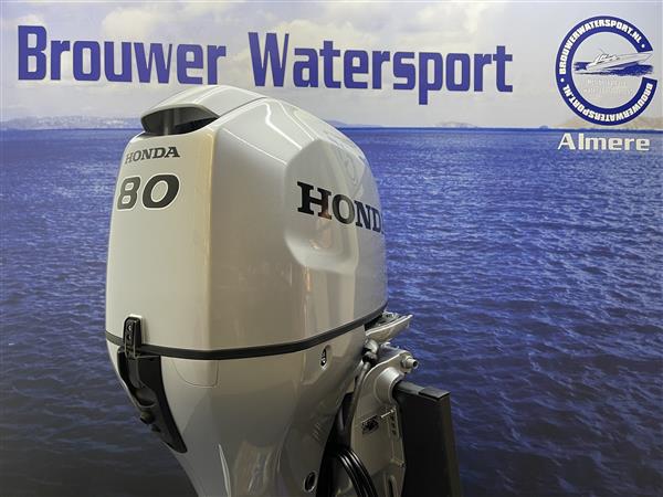 Grote foto honda 80 pk artnr 3197 buitenboordmotor watersport en boten buiten en binnenboordmotoren