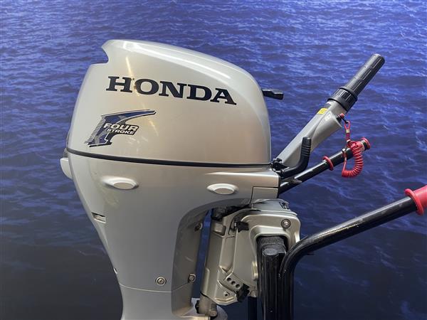 Grote foto honda 8pk knuppel kortstaart watersport en boten buiten en binnenboordmotoren