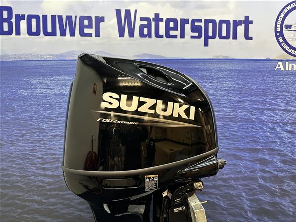 Grote foto suzuki 140 pk buitenboordmotor artnr 0857 df140 btl watersport en boten buiten en binnenboordmotoren