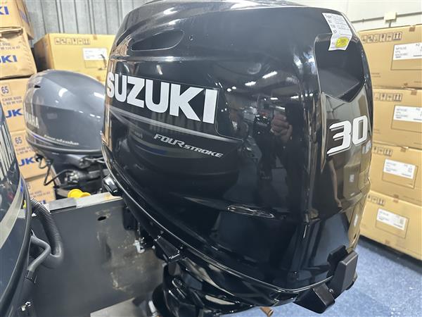 Grote foto suzuki 30 buitenboordmotor artnr 2503 langstaart elektrische watersport en boten buiten en binnenboordmotoren
