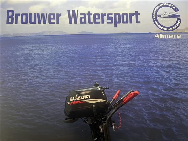 Grote foto suzuki 4 pk buitenboordmotor kortstaart watersport en boten buiten en binnenboordmotoren
