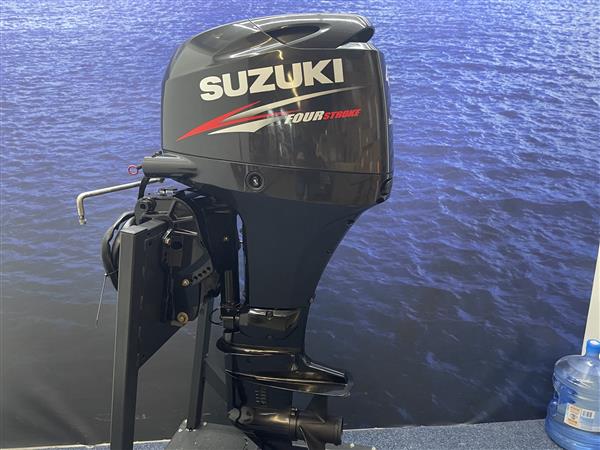 Grote foto suzuki 40 pk buitenboordmotor artnr 0483 langstaart el watersport en boten buiten en binnenboordmotoren
