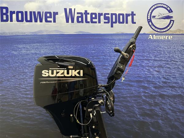 Grote foto suzuki 40 pk buitenboordmotor langstaart el start powertrim watersport en boten buiten en binnenboordmotoren