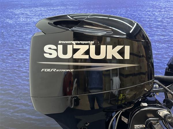 Grote foto suzuki 40 pk buitenboordmotor langstaart el start powertrim watersport en boten buiten en binnenboordmotoren