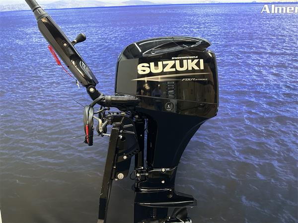 Grote foto suzuki 40 pk buitenboordmotor langstaart el start powertrim watersport en boten buiten en binnenboordmotoren