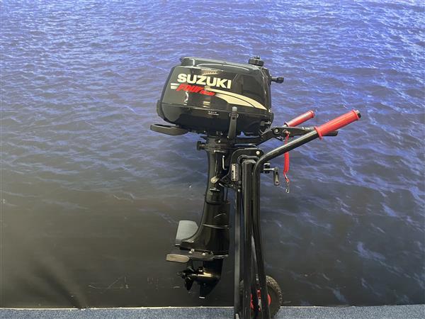Grote foto suzuki 6 pk buitenboordmotor kortstaart watersport en boten buiten en binnenboordmotoren