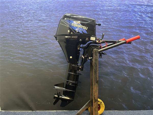 Grote foto tohatsu 8 pk buitenboordmotor 2 cilinders watersport en boten buiten en binnenboordmotoren