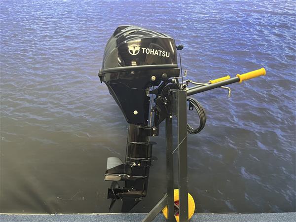 Grote foto tohatsu 9.8 buitenboordmotor artnr 4493 langstaart watersport en boten buiten en binnenboordmotoren