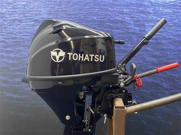 Grote foto tohatsu 9.8 buitenboordmotor kortstaart 4 takt 2 cilinder watersport en boten buiten en binnenboordmotoren