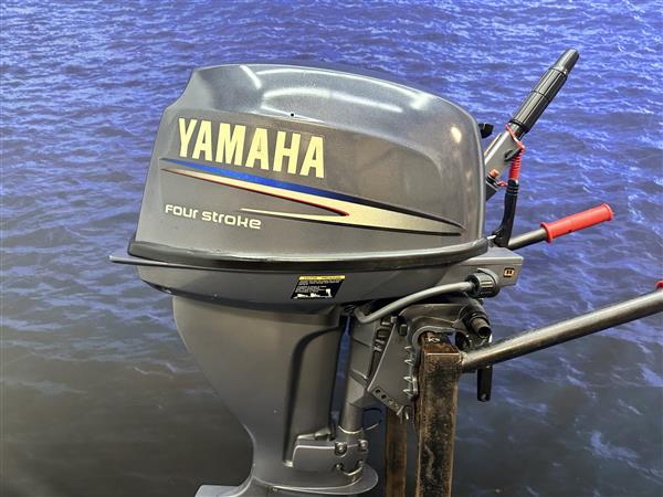 Grote foto yamaha 15 pk buitenboord motor kortstaart watersport en boten buiten en binnenboordmotoren