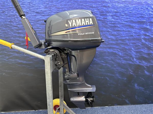Grote foto yamaha 15 pk buitenboord motor kortstaart watersport en boten buiten en binnenboordmotoren