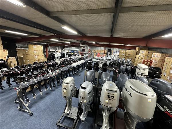 Grote foto yamaha 15 pk buitenboordmotor langstaart knuppel elektrische watersport en boten buiten en binnenboordmotoren