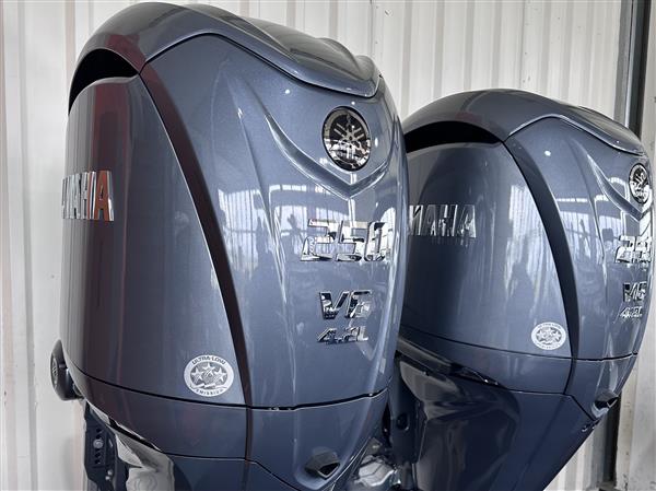 Grote foto yamaha 250 pk f250 nsb watersport en boten buiten en binnenboordmotoren