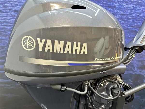 Grote foto yamaha 40 pk buitenboordmotor f40hedl big tiller knuppel watersport en boten buiten en binnenboordmotoren