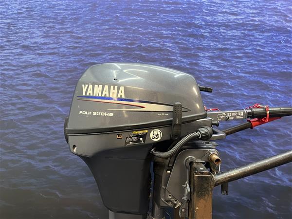 Grote foto yamaha 6 pk buitenboordmotor kortstaart 2 cilinder 4 takt watersport en boten buiten en binnenboordmotoren