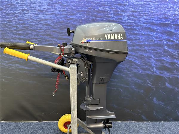 Grote foto yamaha 8 pk buitenboordmotor langstaart elektrische start watersport en boten buiten en binnenboordmotoren