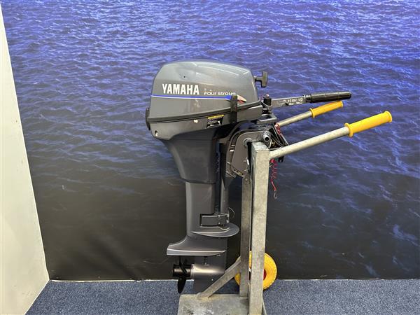 Grote foto yamaha 8 pk buitenboordmotor langstaart elektrische start watersport en boten buiten en binnenboordmotoren