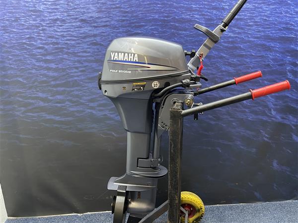 Grote foto yamaha 8 pk hightrust werkmotor langstaart watersport en boten buiten en binnenboordmotoren