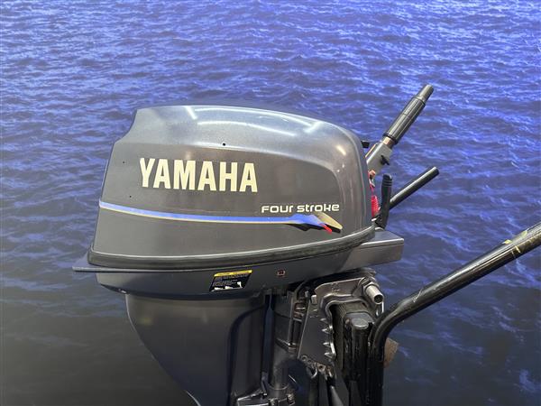Grote foto yamaha 9.9 pk buitenboordmotor kortstaart watersport en boten buiten en binnenboordmotoren